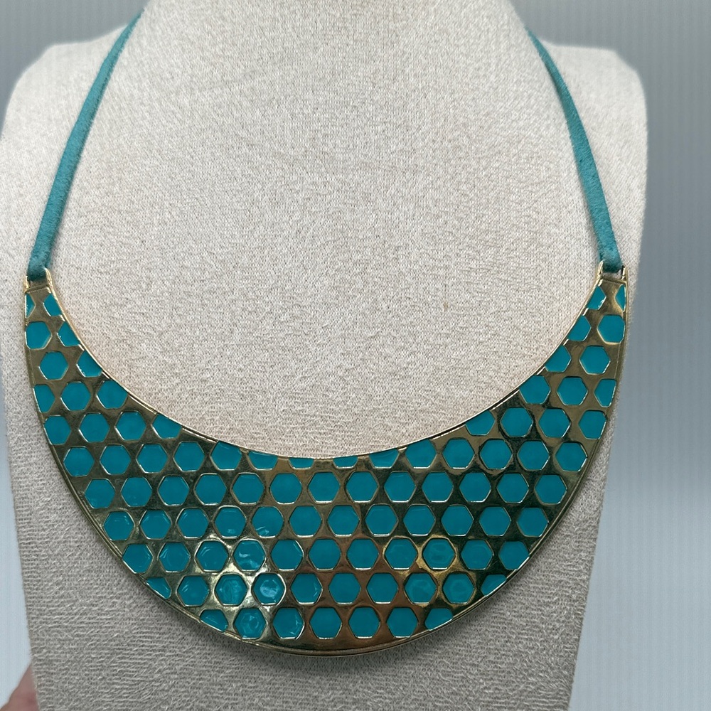 Elegant Teal and Gold Tone Carol Carolee Necklace